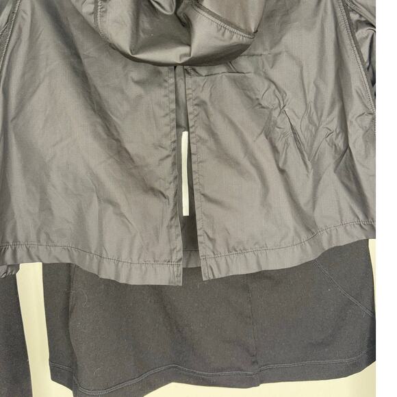 Zella Women's Righteous Black Athletic Hooded Rain Jacket Cape Coat Size S - Picture 5 of 7